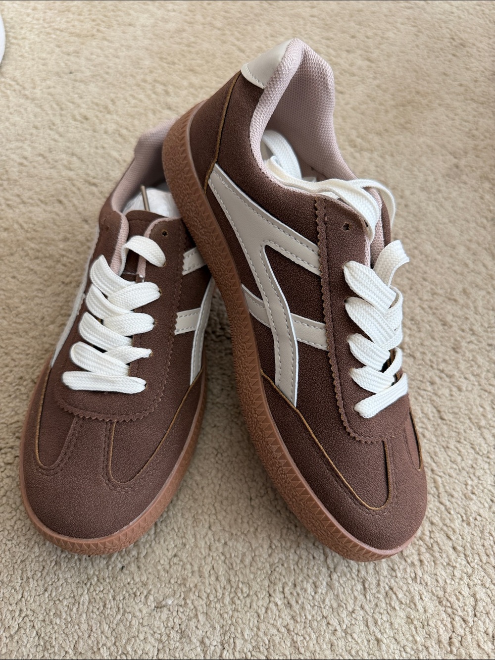 SHEIN Brown Suede-Style Low-Top Sneakers with White Stripes